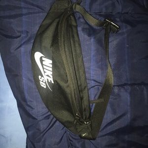 Nike fanny pack
